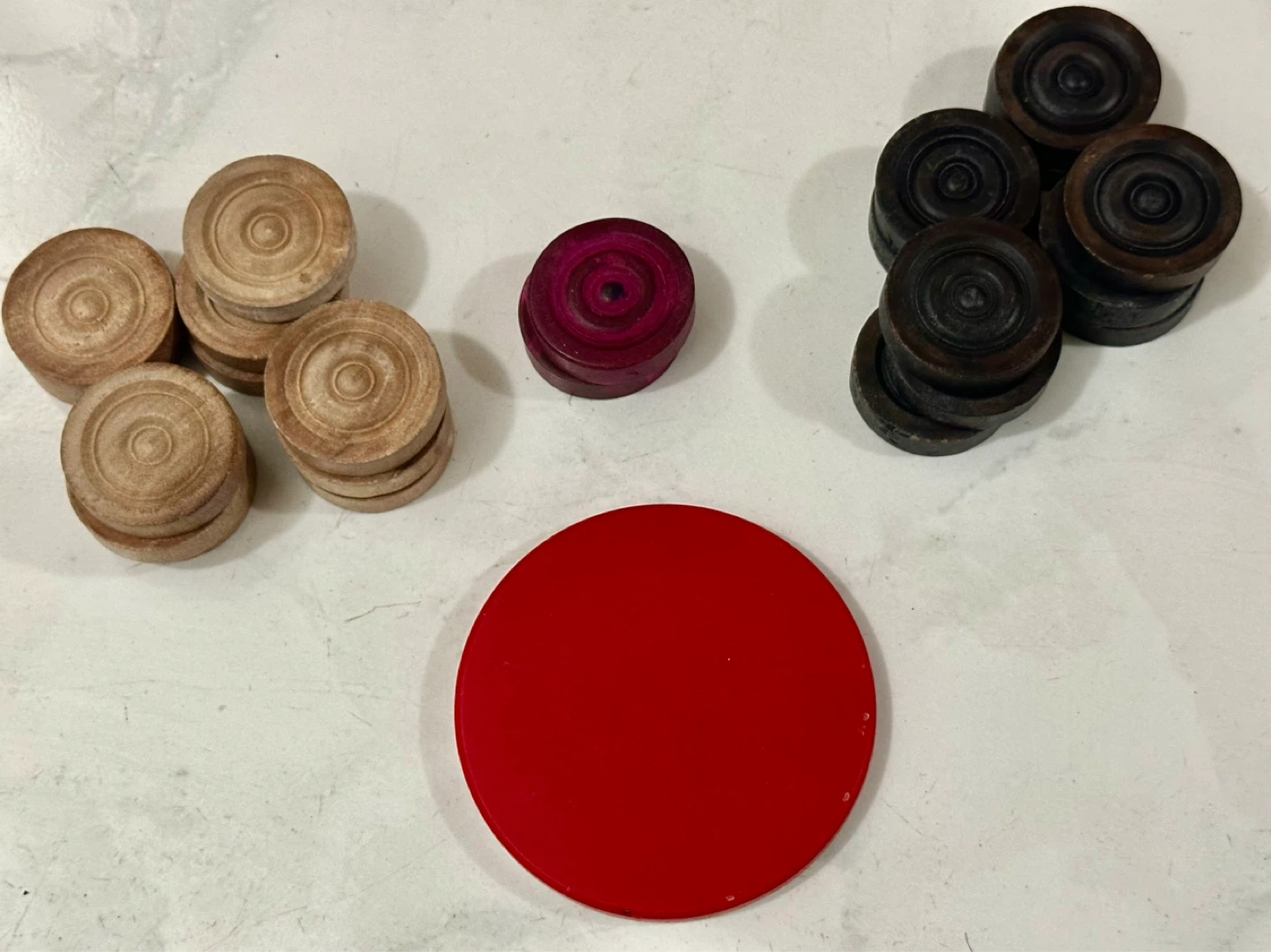 Carrom Board with Coins and Powder - photo 3