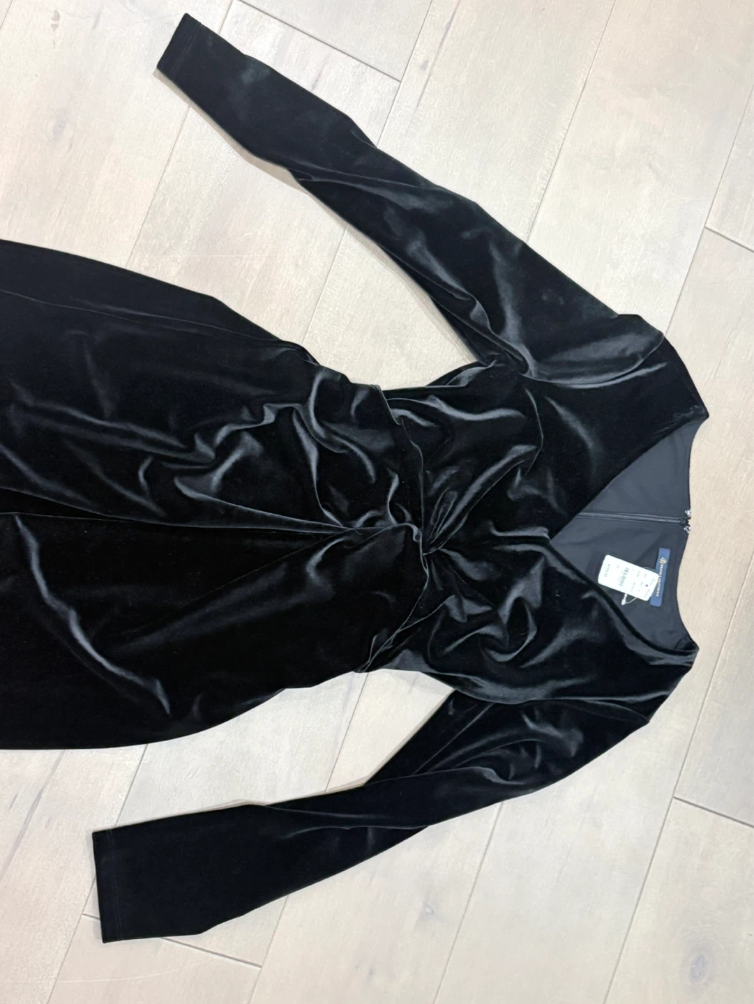 $170 Brooks Brothers Black Velvet Dress - photo 2