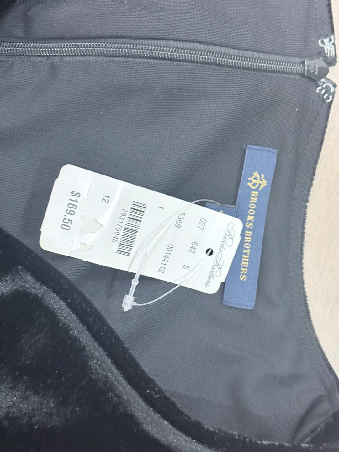 $170 Brooks Brothers Black Velvet Dress - photo 3