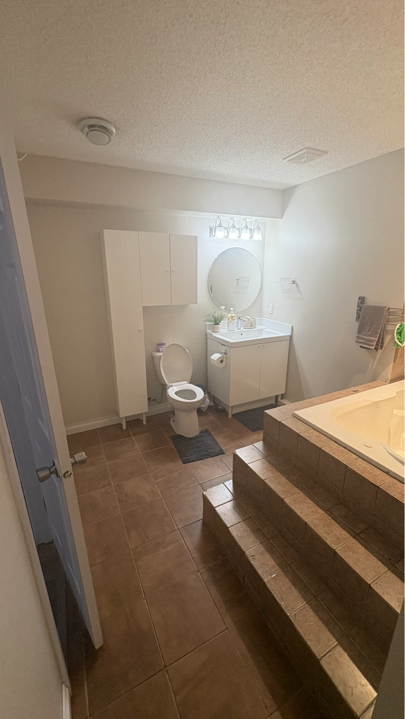 1 bedroom basement with attached bathroom and walking closet - photo 5