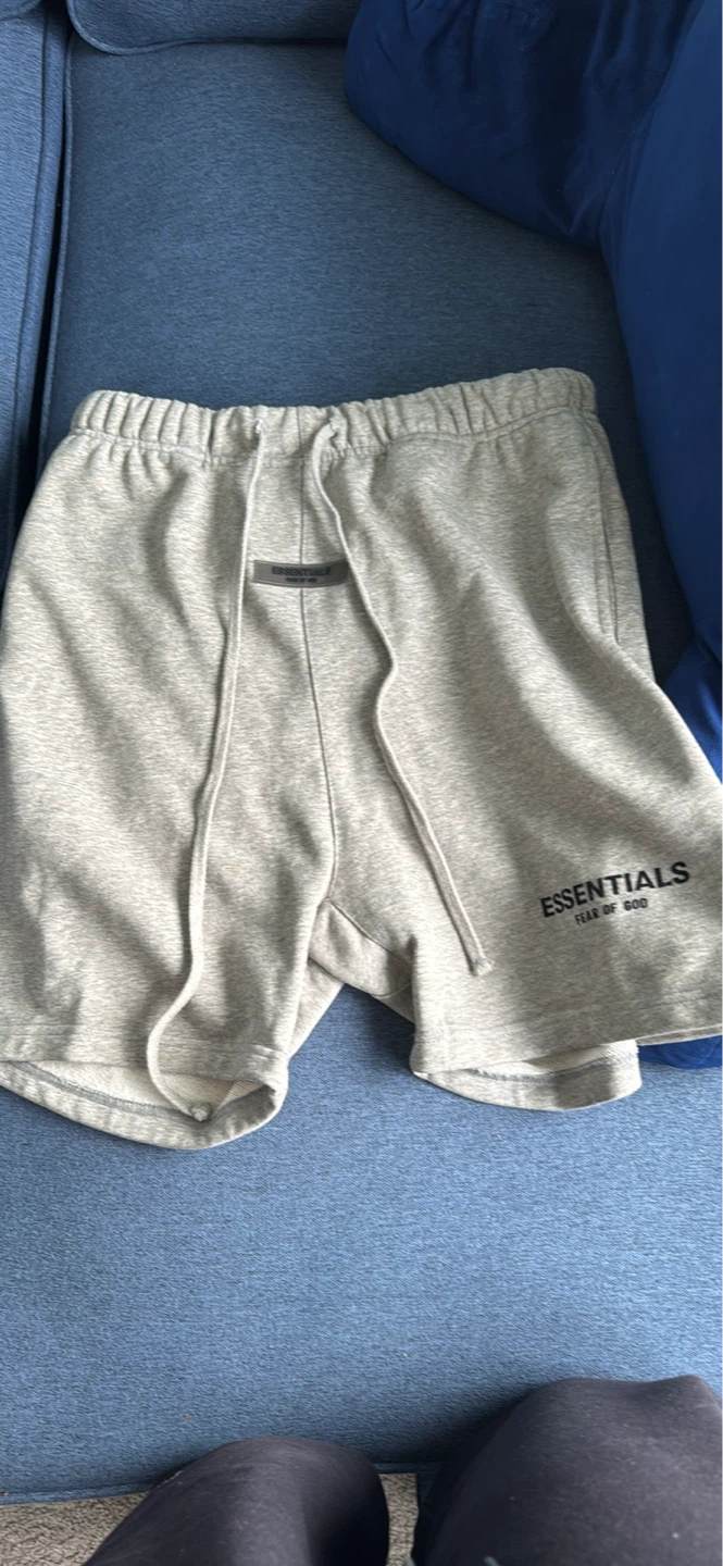 ESSENTIALS Fear of God Grey Sweat Shorts - photo 3