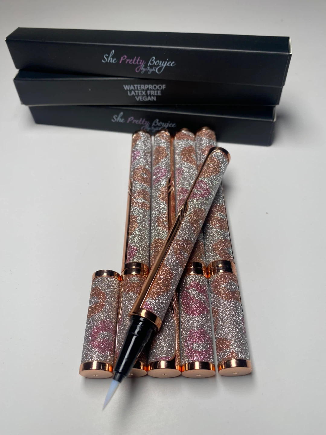 Waterproof Eyeliner Pen - photo 2