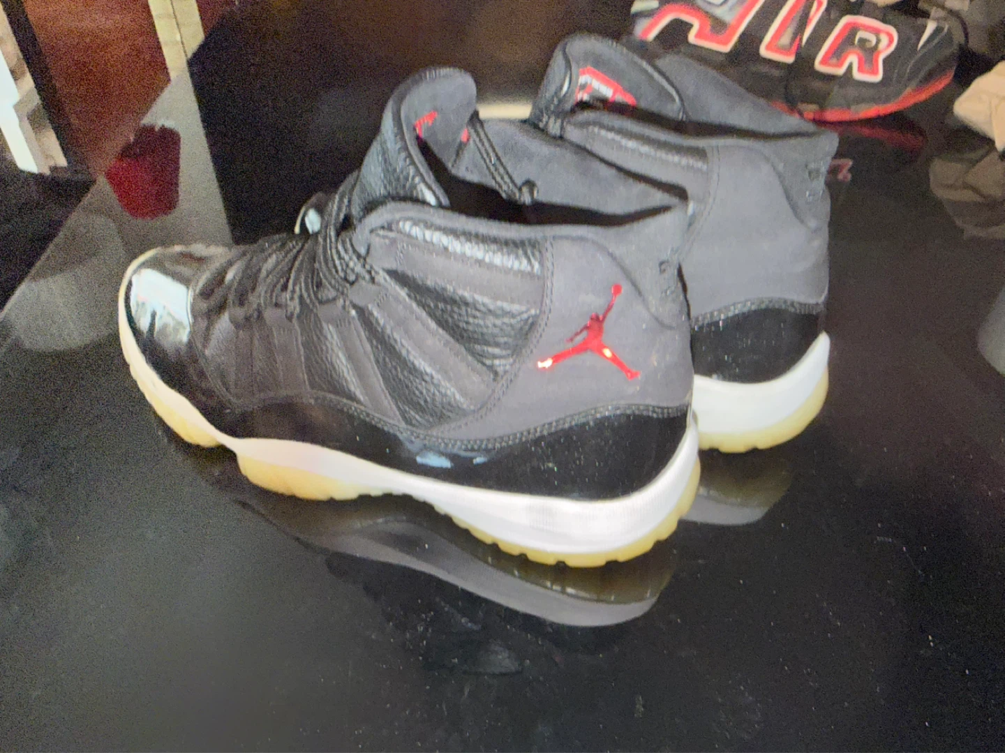 Air Jordan 11 Retro Low - photo 3