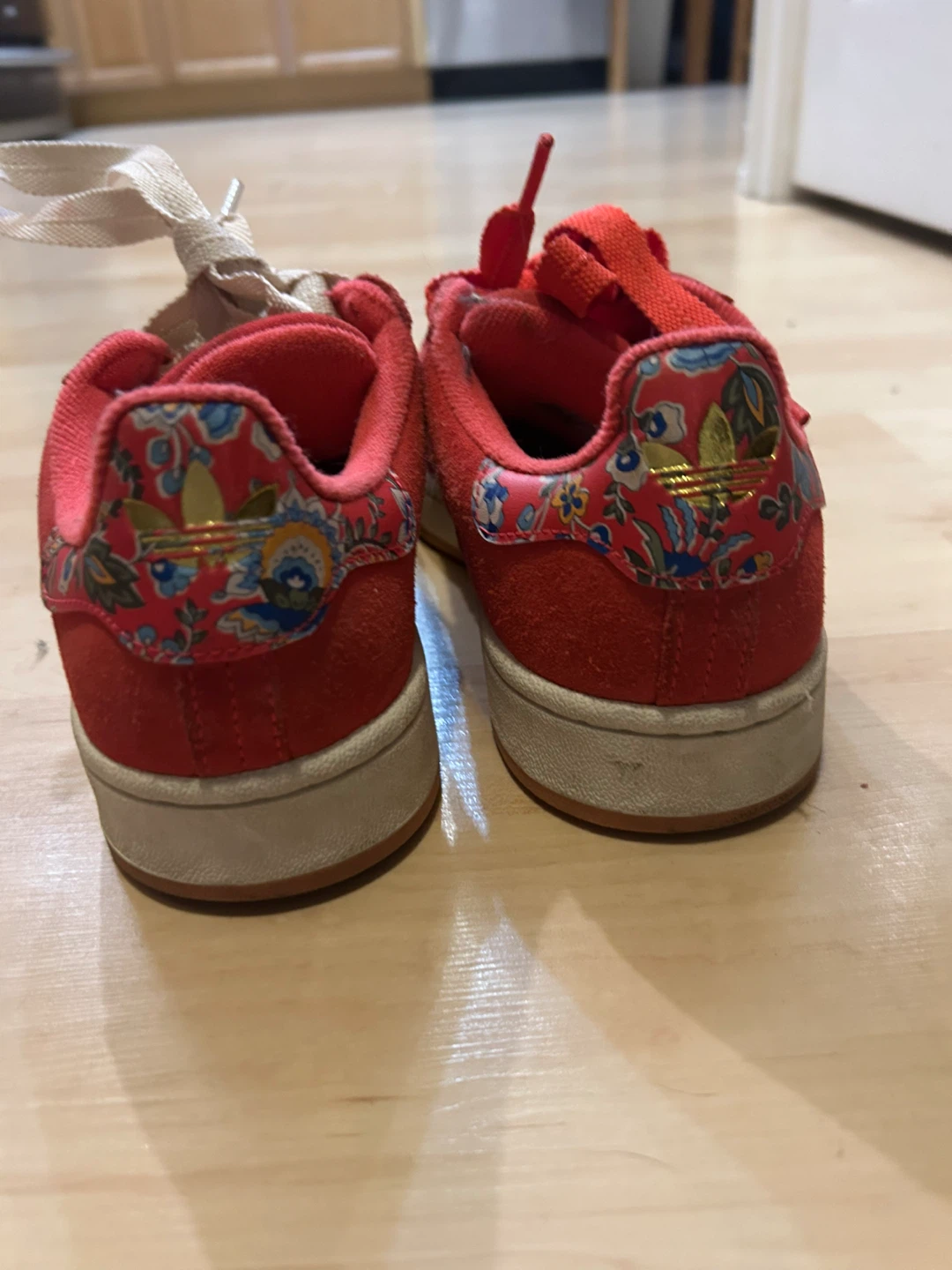 Adidas Campus Red Floral Detail Sneakers - photo 3
