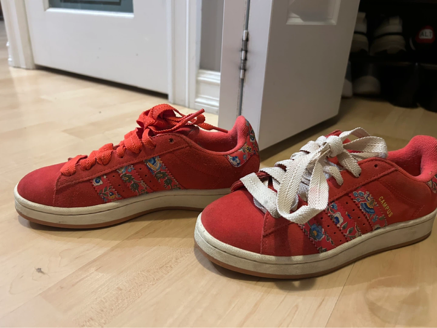 Adidas Campus Red Floral Detail Sneakers - photo 2