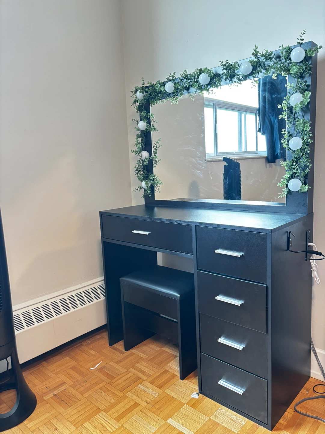 Black Vanity Desk with Mirror and Light-Up Bulbs - photo 3