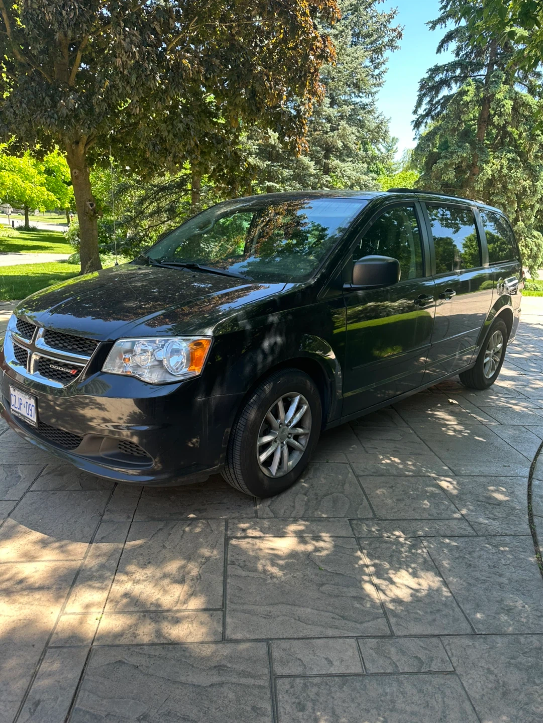 2015 Dodge Grand Caravan SXT PLUS - photo 3