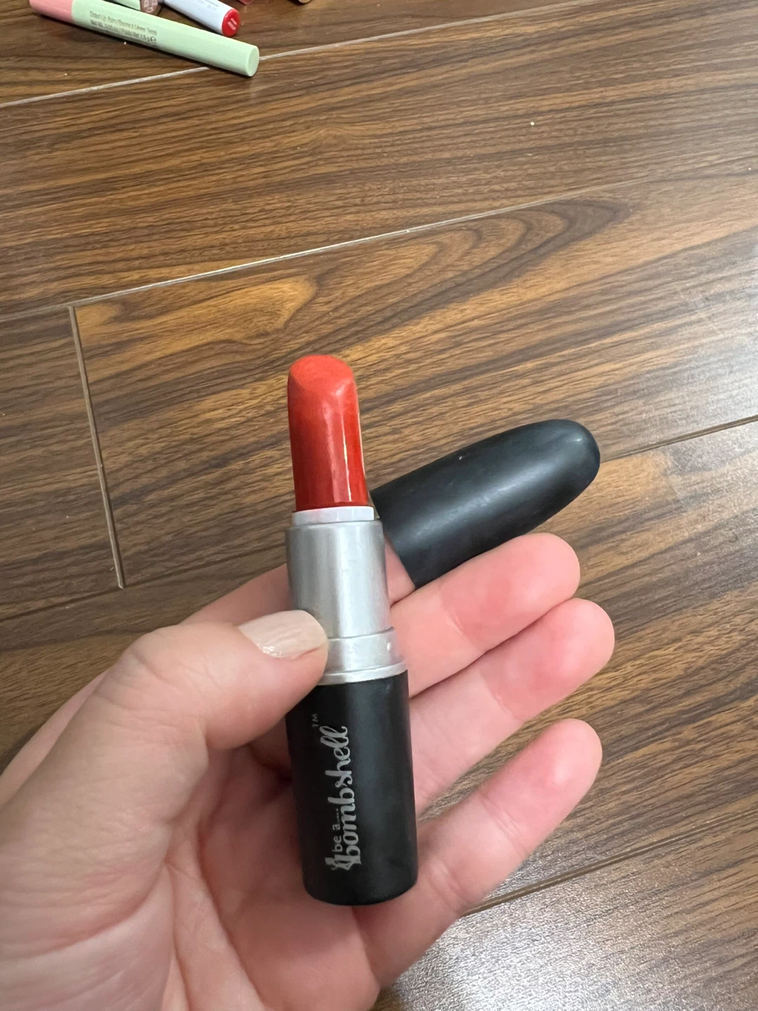 ⚽️ Hollywood Cosmetics Be A Bombshell Lipstick - photo 2