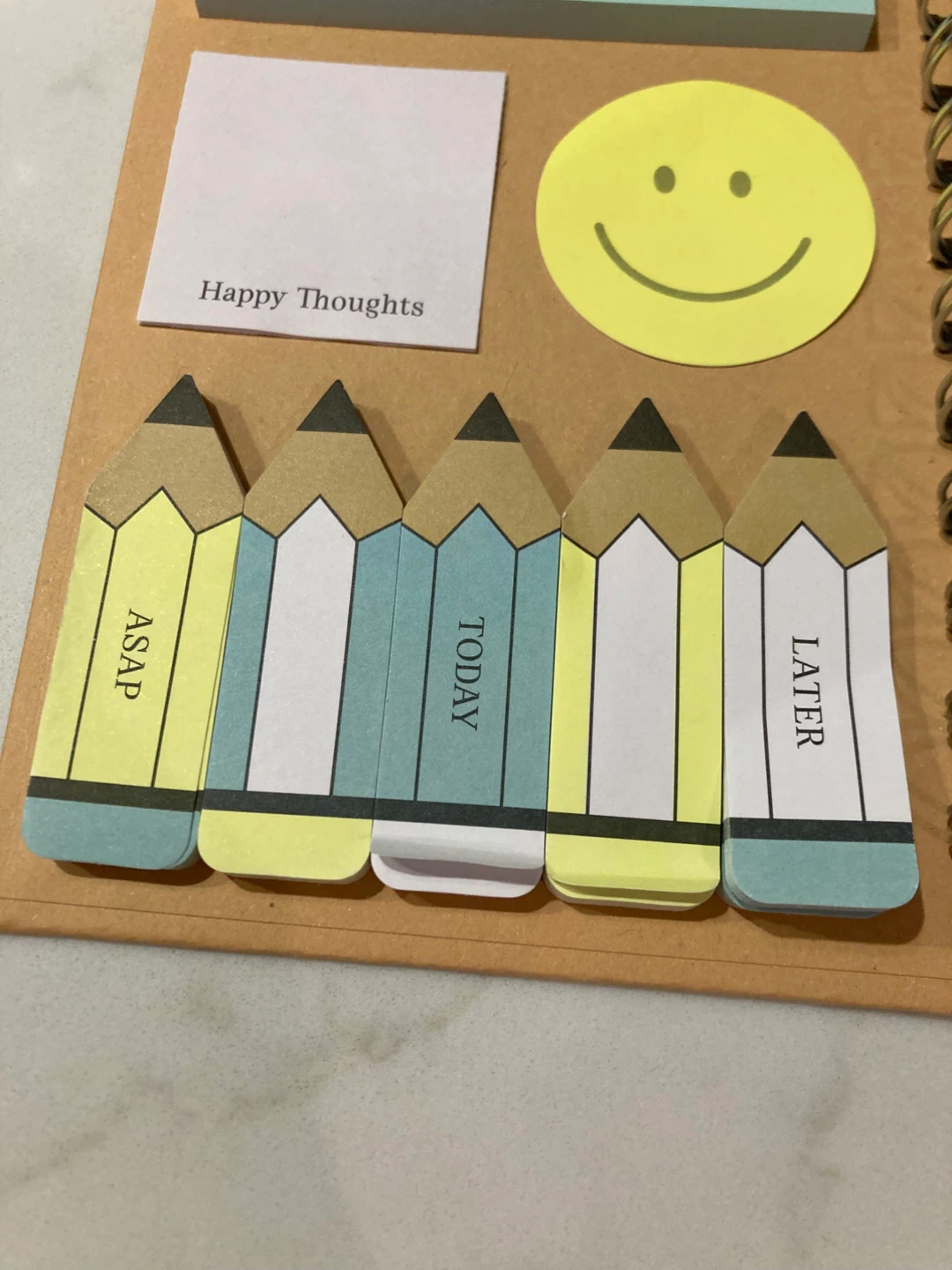 ⚽️Sticky Note Set with Smiley Faces - photo 3