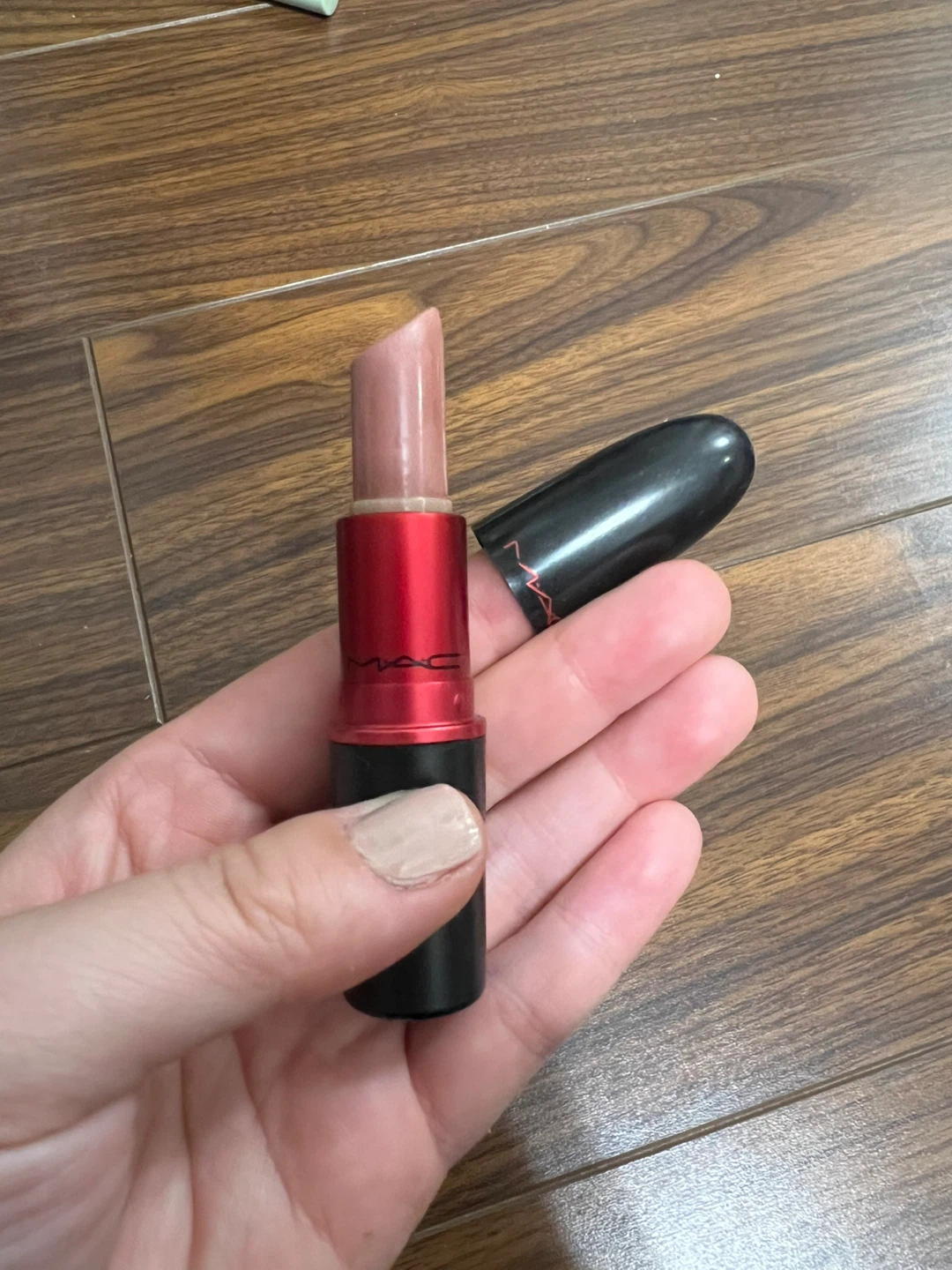 ⚽️ MAC Viva Glam II Lipstick - photo 2