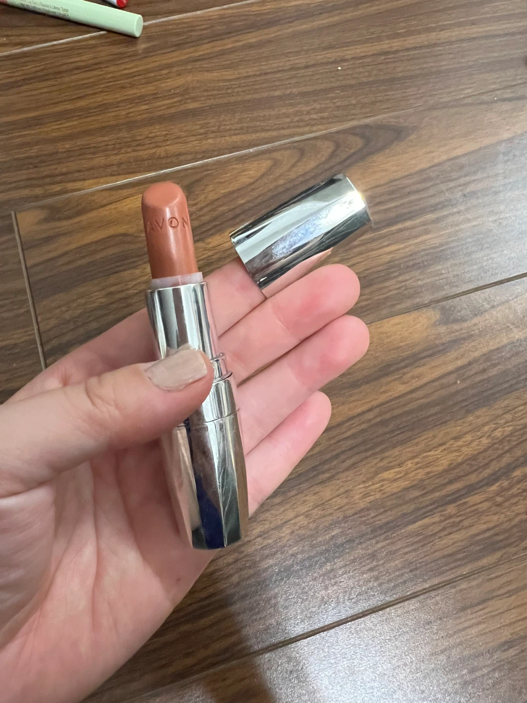 ⚽️ Avon Totally Kissable Lipstick - Naughty and Nude Shade - photo 2