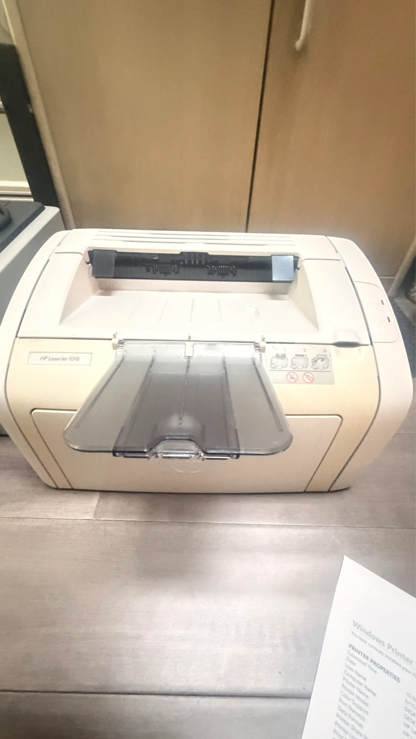 HP LaserJet 1018 Printer - photo 2