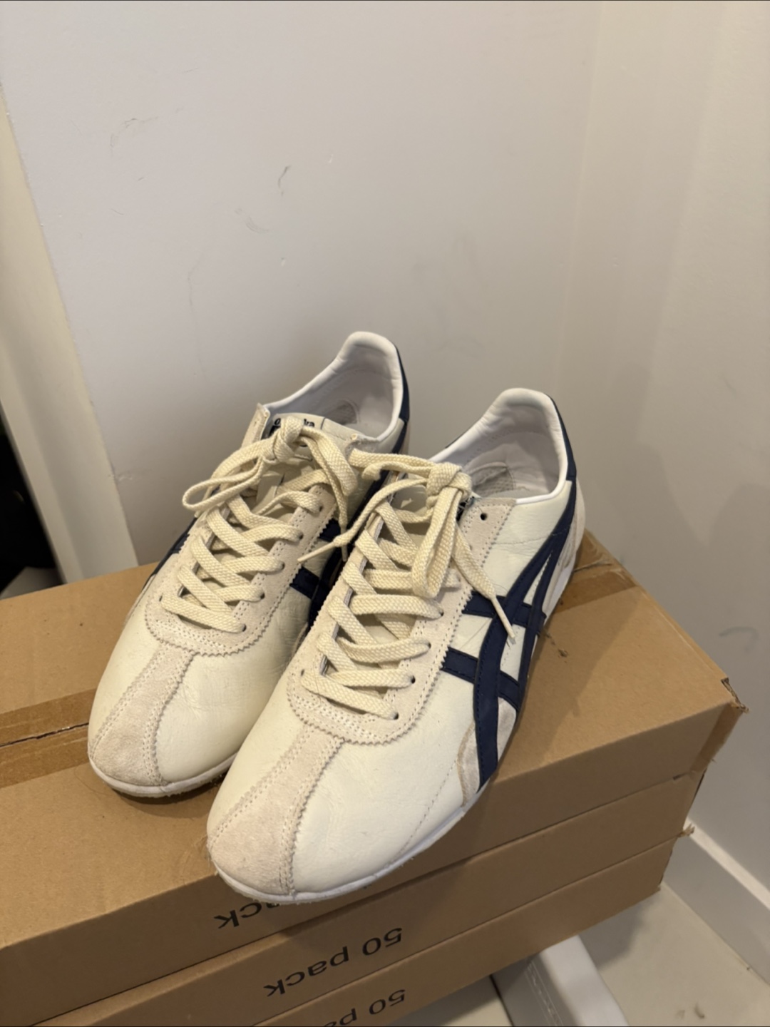 Onitsuka Tiger D201L Sneakers - White/Navy Size 44