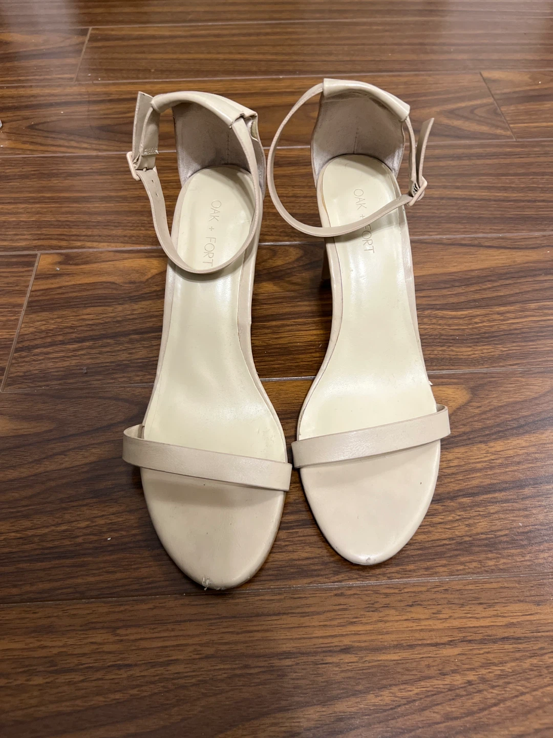 ⚽️ Oak + Fort Beige Strappy Block Heels