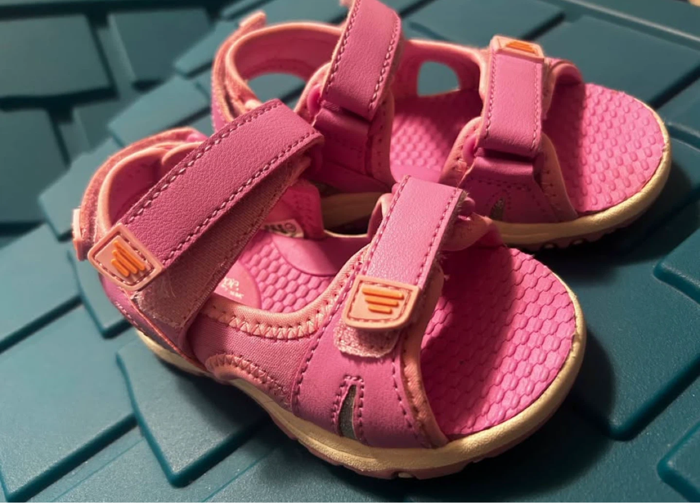 Pink Toddler Sandals ⚽️
