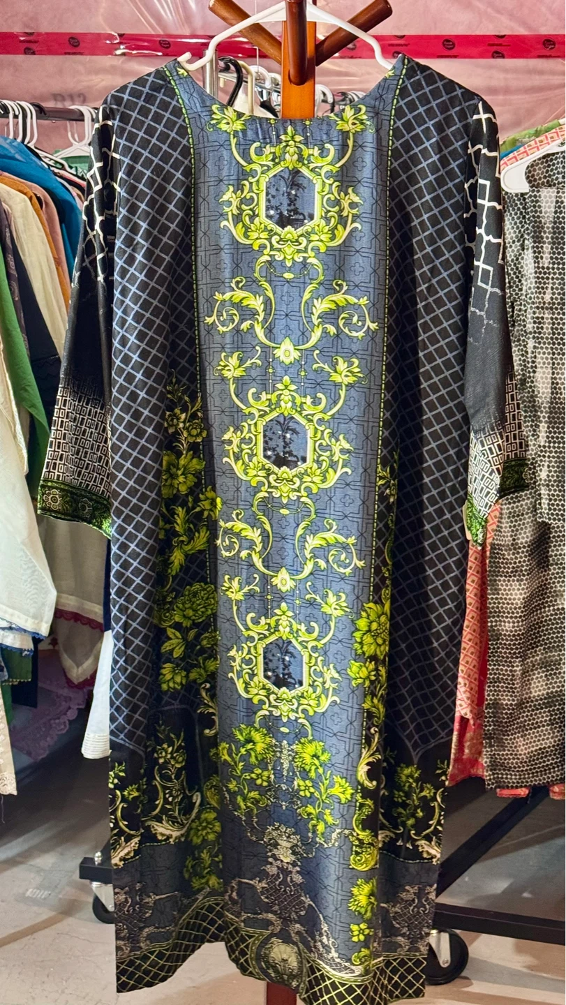 Black and Green Embroidered Kurti with Dupatta Set - photo 4