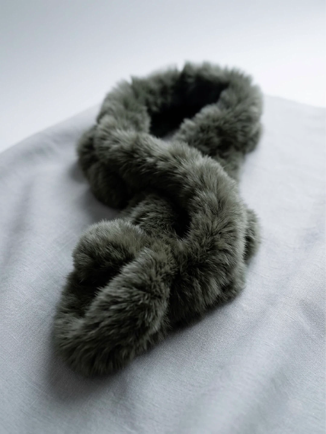 Vintage Real Mink Fur Keyhole Scarf Green