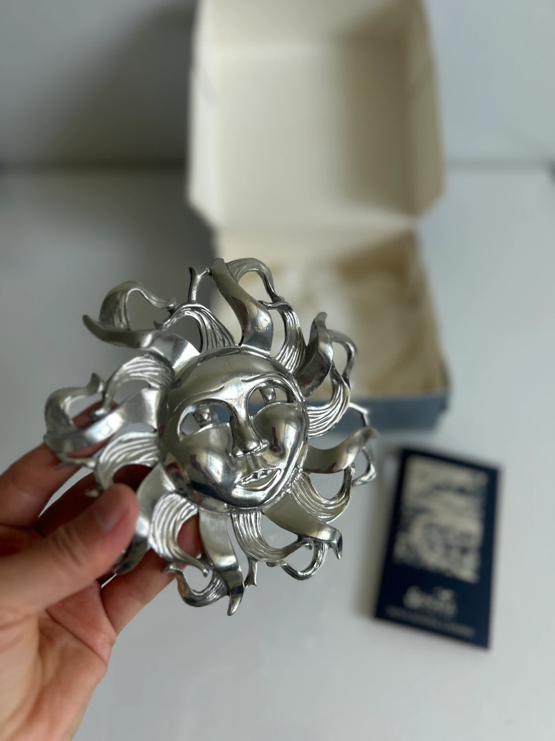 Mastermark Pewter Sun Face Sculpture - Seagull Pewter
