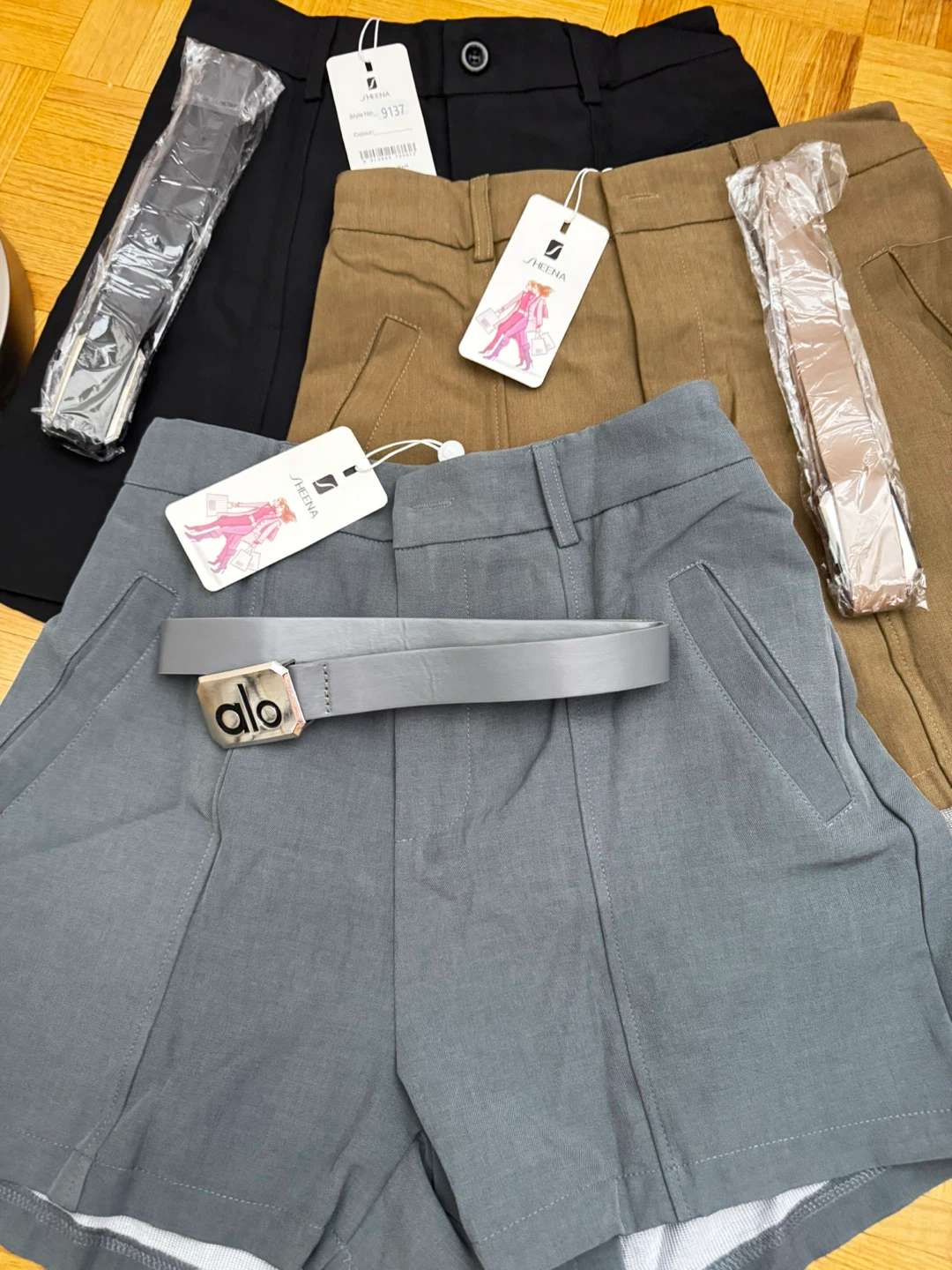 ⚽️ 3 ALO Shorts with Belt