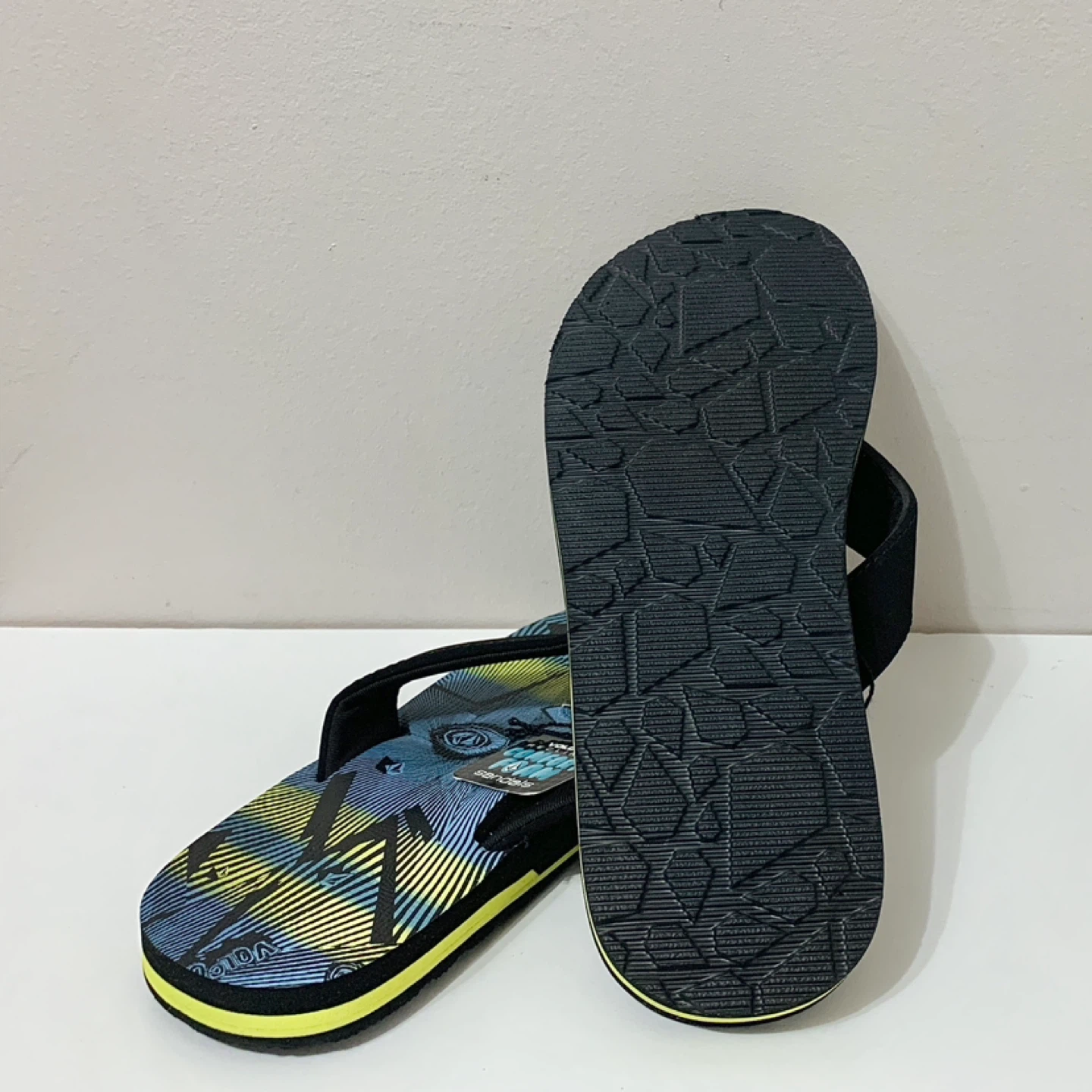 Volcom Victor Sandals Mens/boys Flip Flop Size 8 Shoes NEW - photo 3