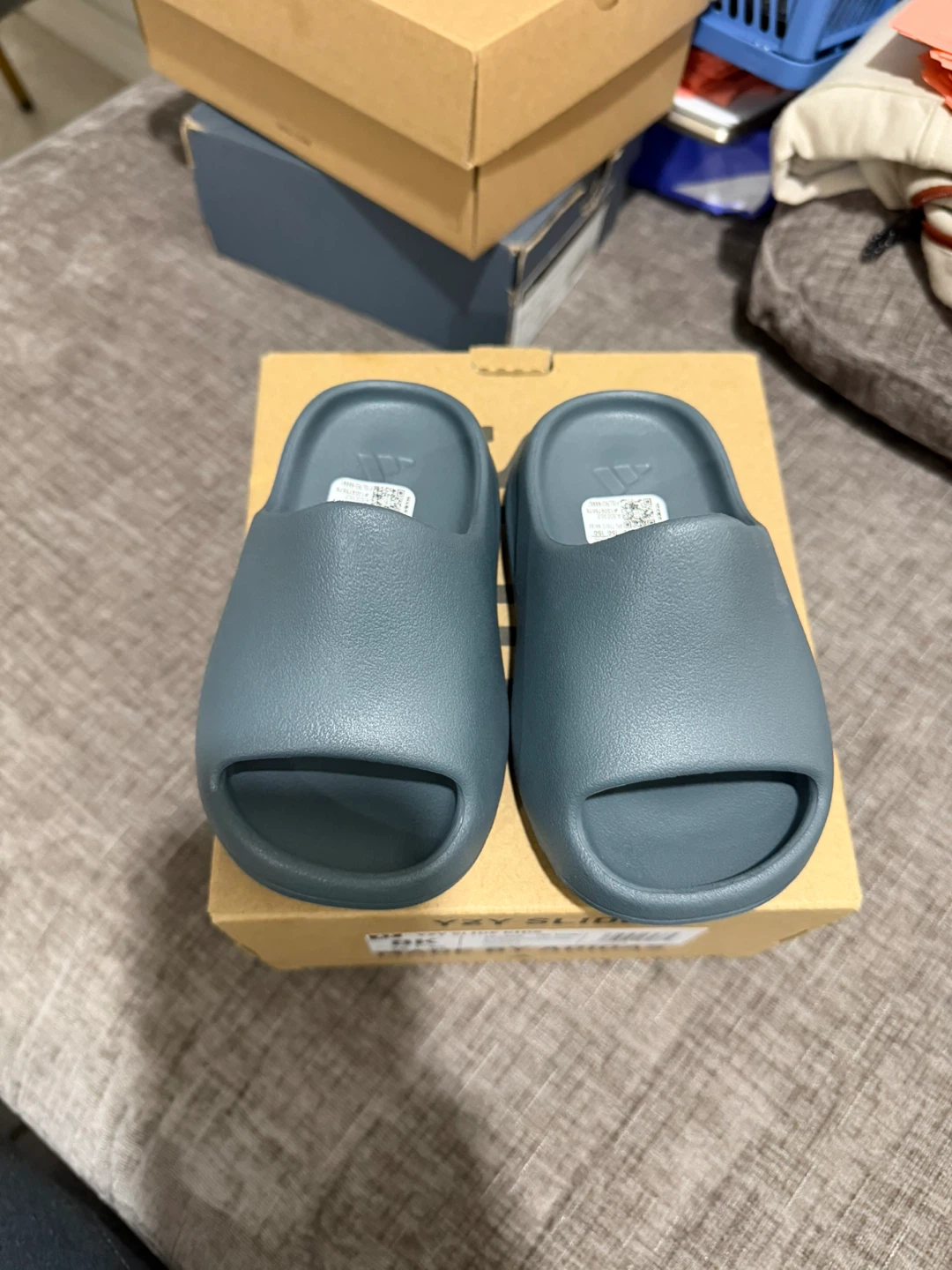 Adidas YZY Slide Kids Kicks