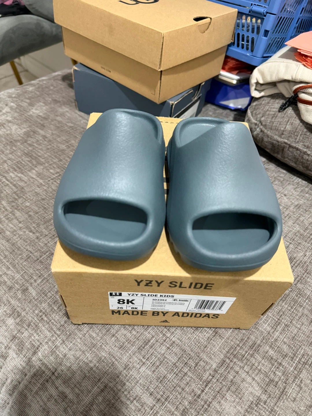Adidas YZY Slide Kids Kicks - photo 2