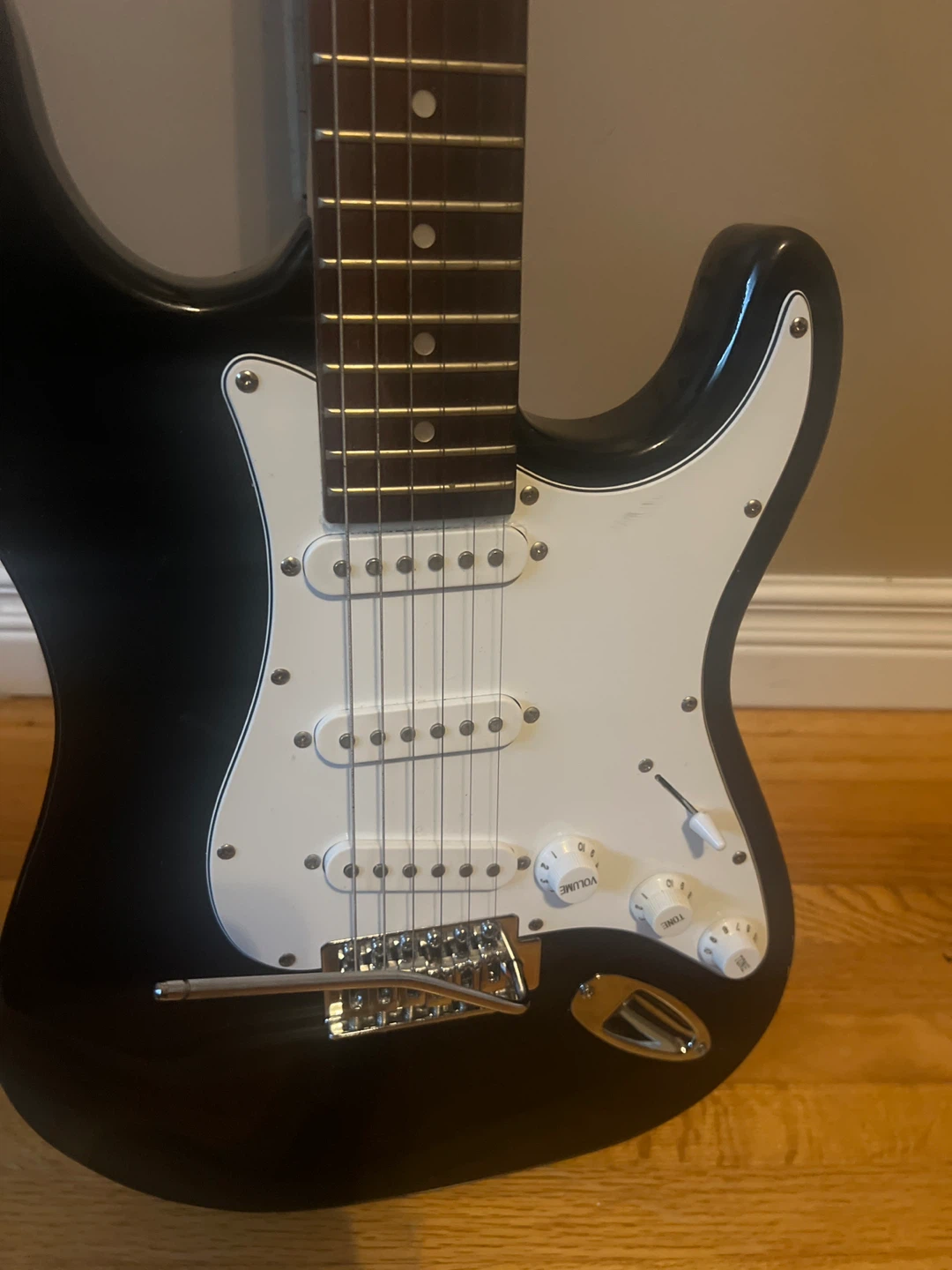 Academy Electric Guitar - photo 3