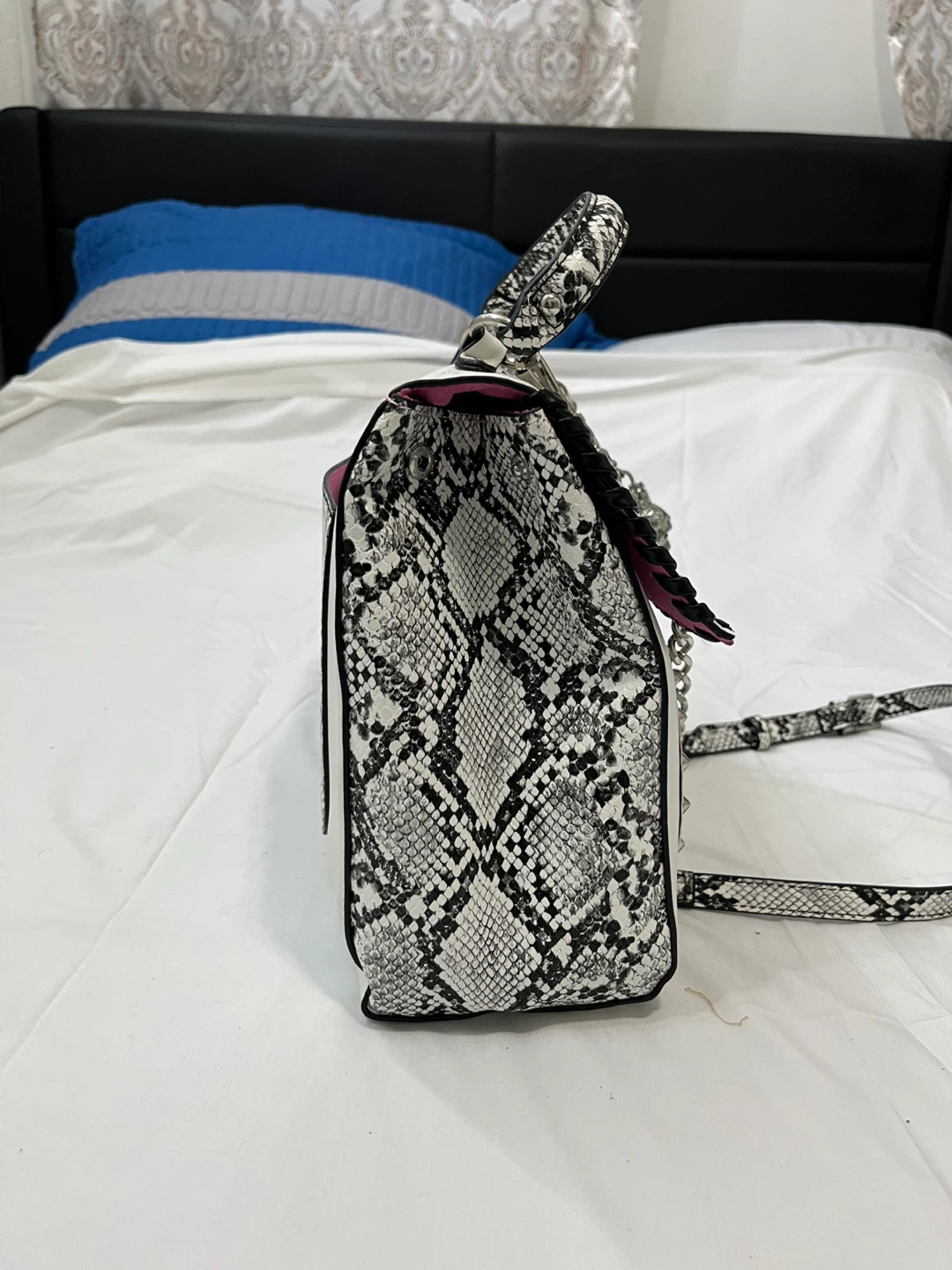 Betsey Johnson White Snake Print Embellished Handbag - photo 5