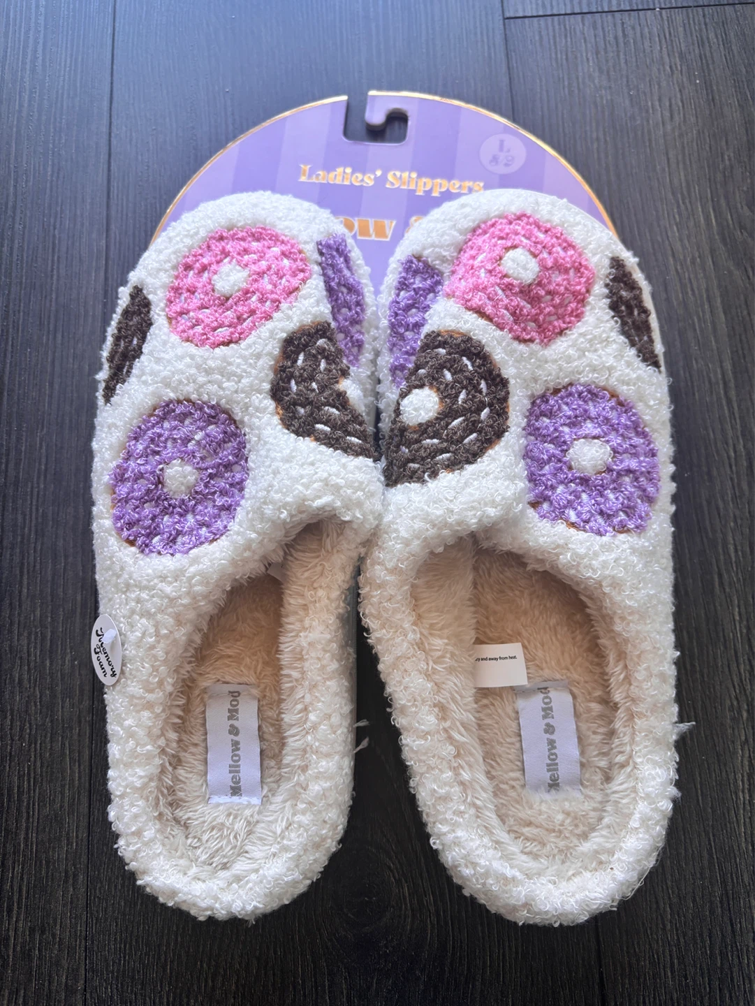 Mellow & Mod Ladies Slippers - Large