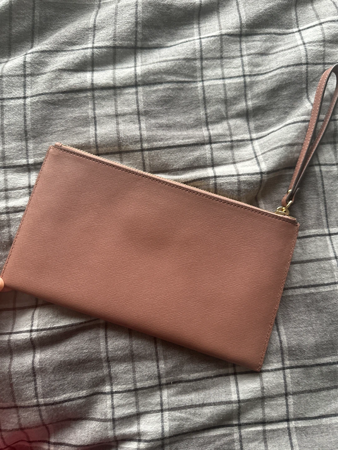 Michael Kors Wristlet Clutch - photo 2