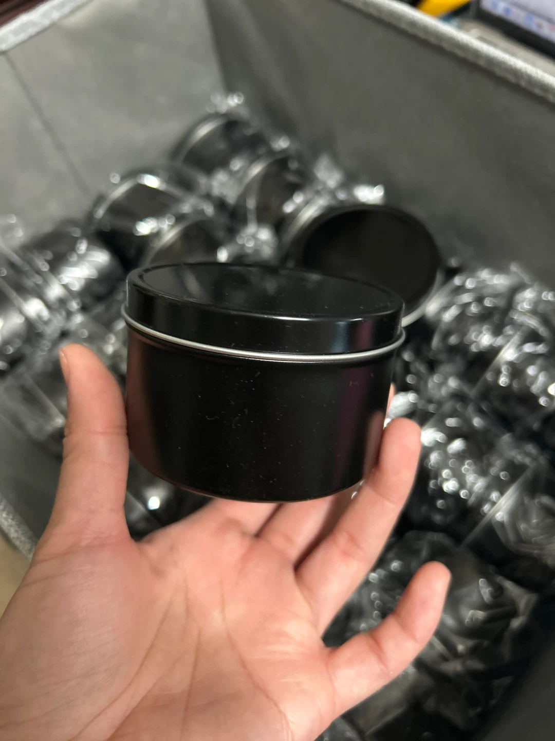 Black Metal Tins with Lids - 8oz, 24 pcs - photo 2