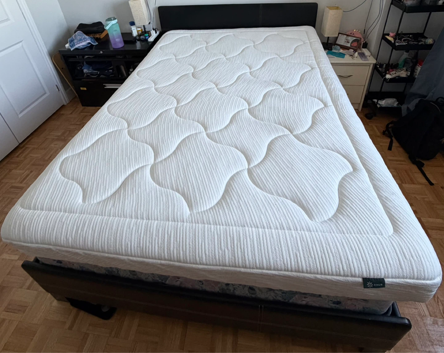 Zinus queen mattress - photo 5
