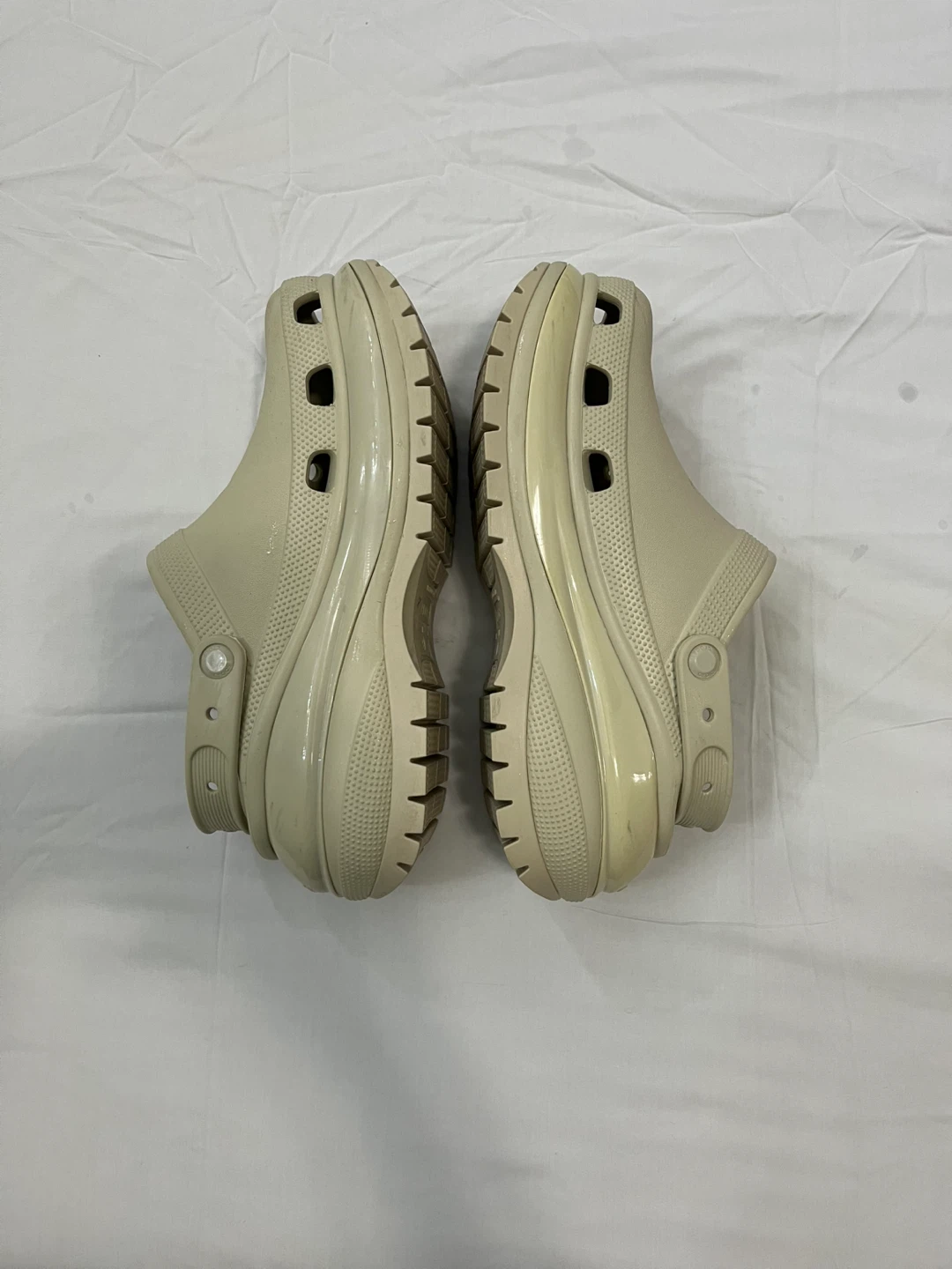 Crocs Platform Clogs Tan - photo 4