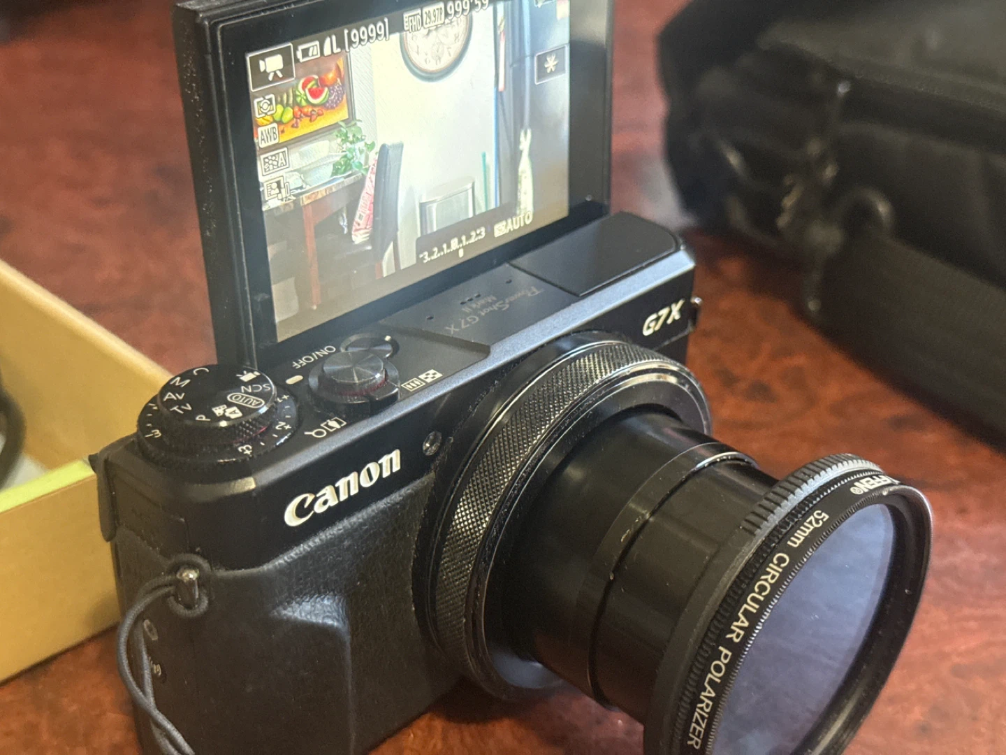 Canon PowerShot G7X Mark II Digital Camera