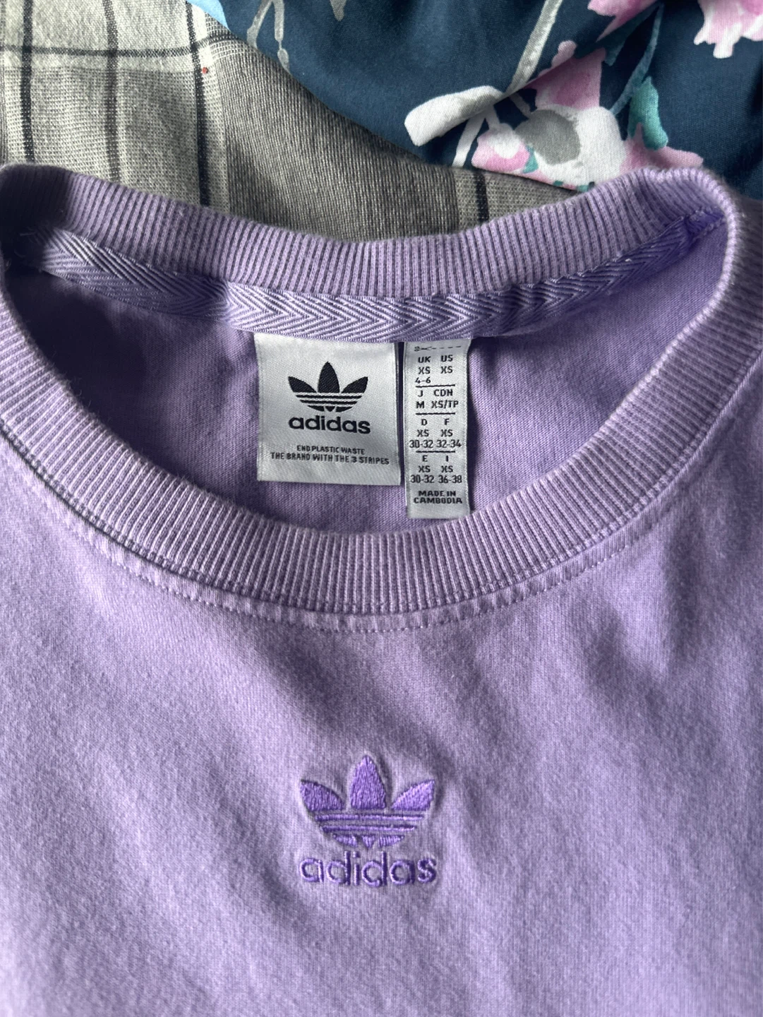 Adidas Lavender Shorts and T-Shirt Set - photo 5