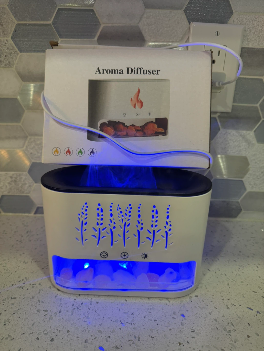 New Aroma Diffuser with LED Flame Effect - photo 3