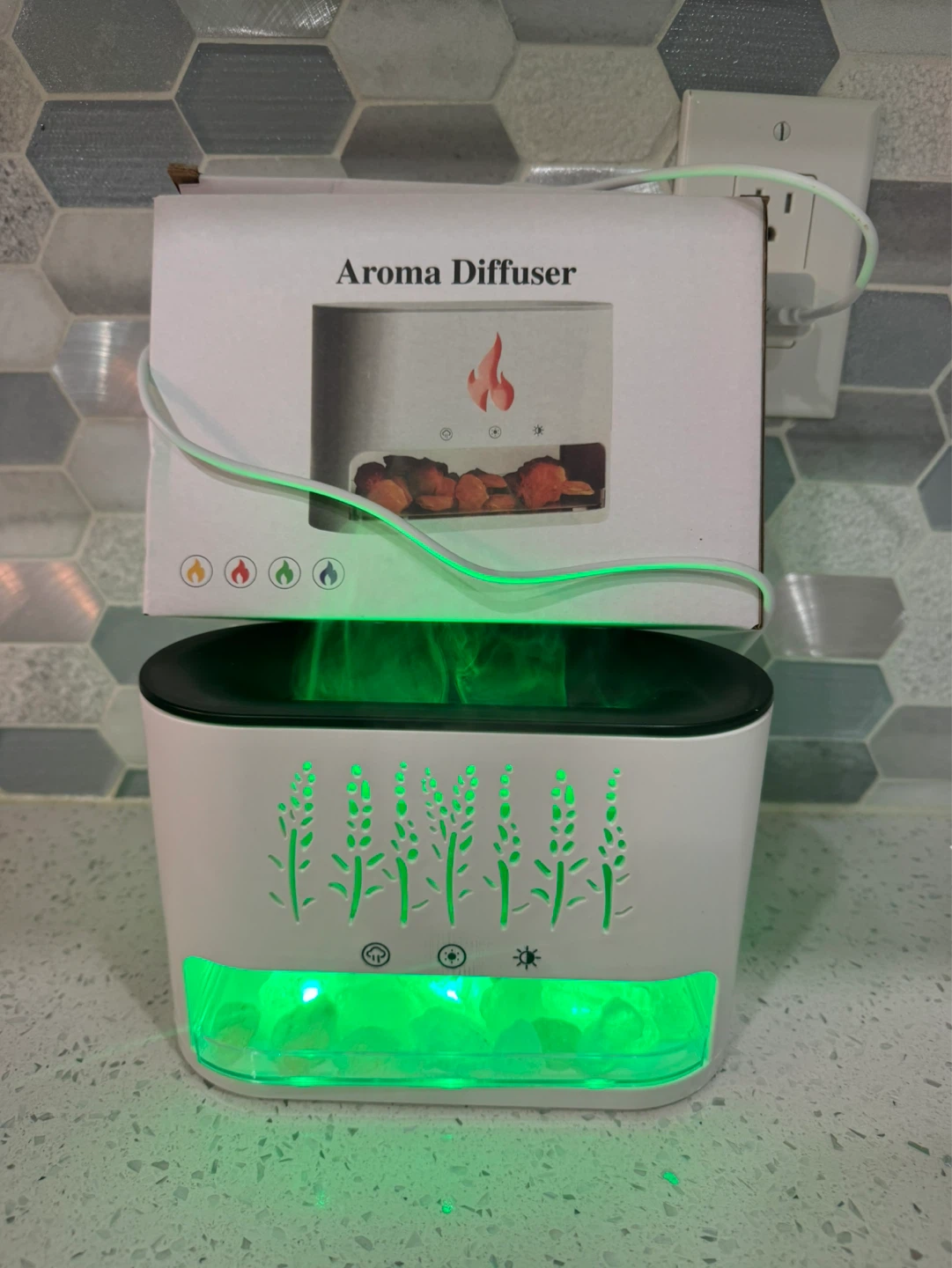 New Aroma Diffuser with LED Flame Effect - photo 4