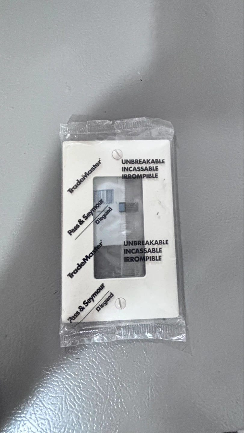 P ⚽ ass & Seymour TradeMaster Light Switch Plate
