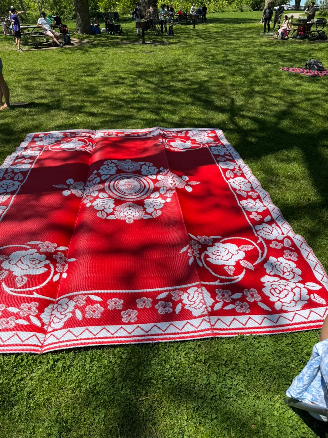 New extra large reversible Red and White Floral Picnic Blanket