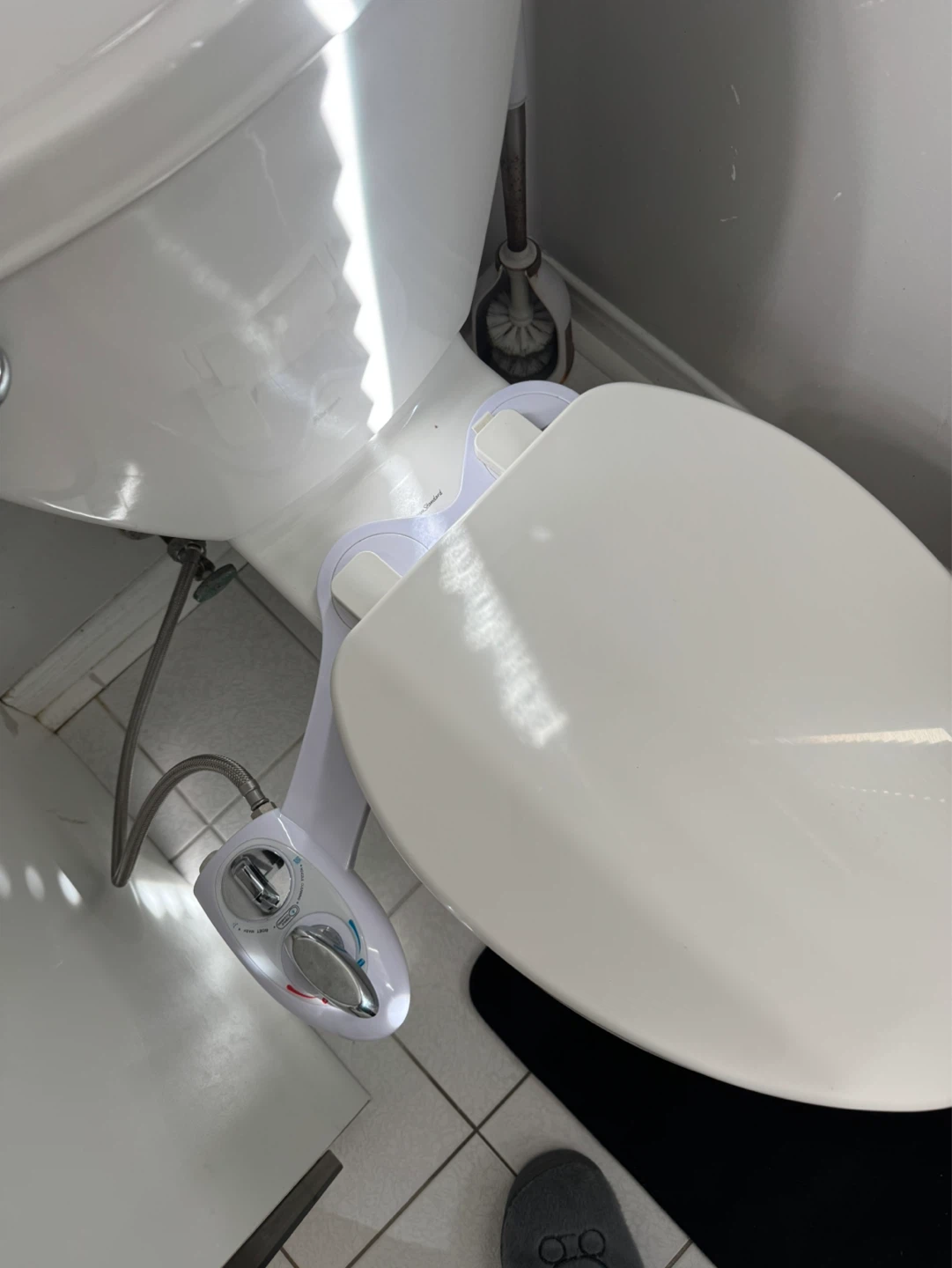White Bidet Attachment - photo 2