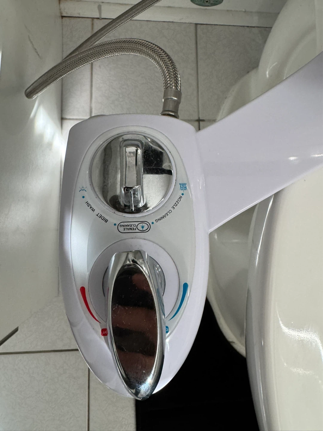 White Bidet Attachment - photo 3