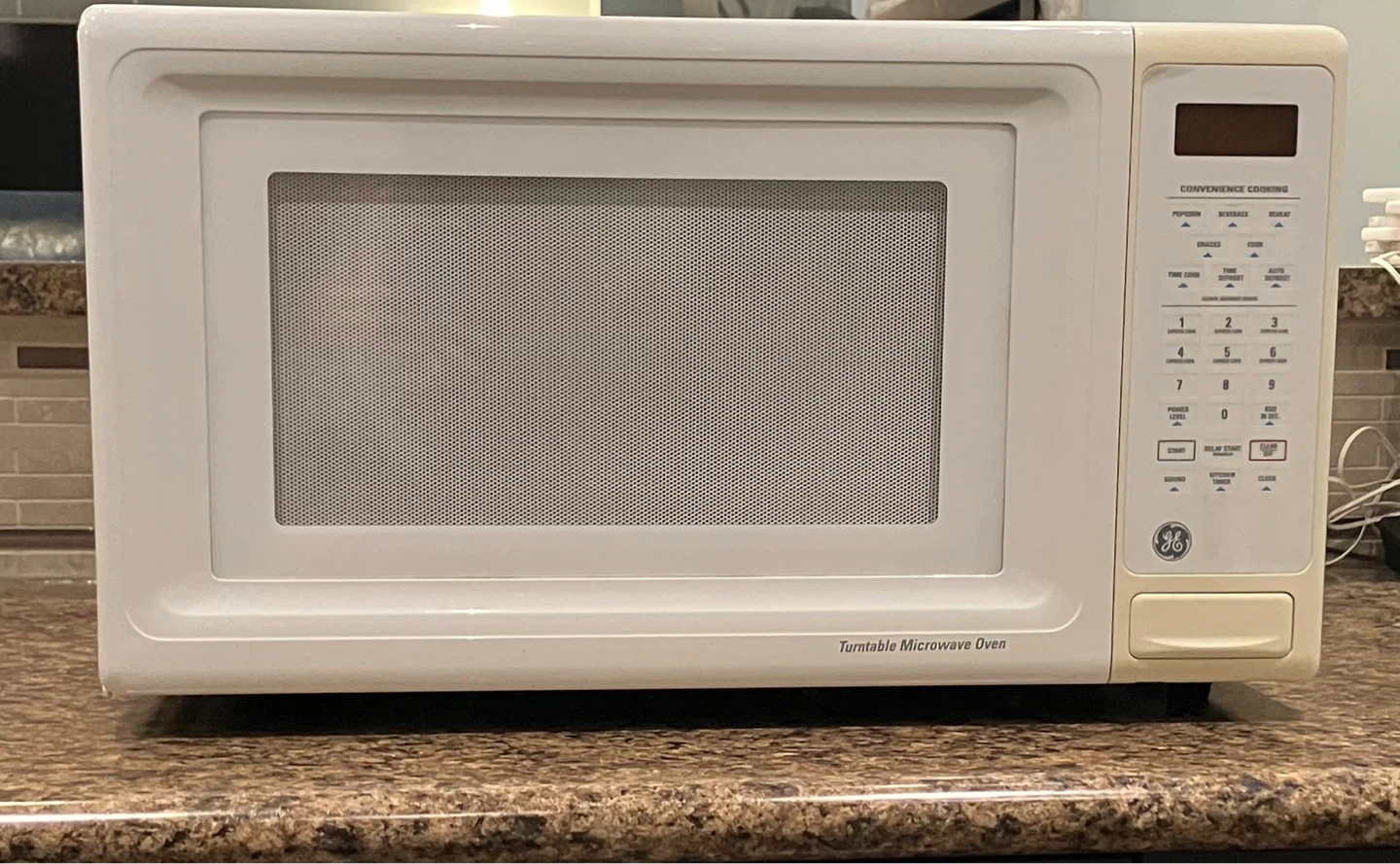 GE Microwave - photo 3