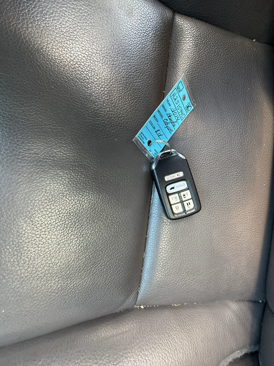2014 Black Honda Odyssey - photo 2