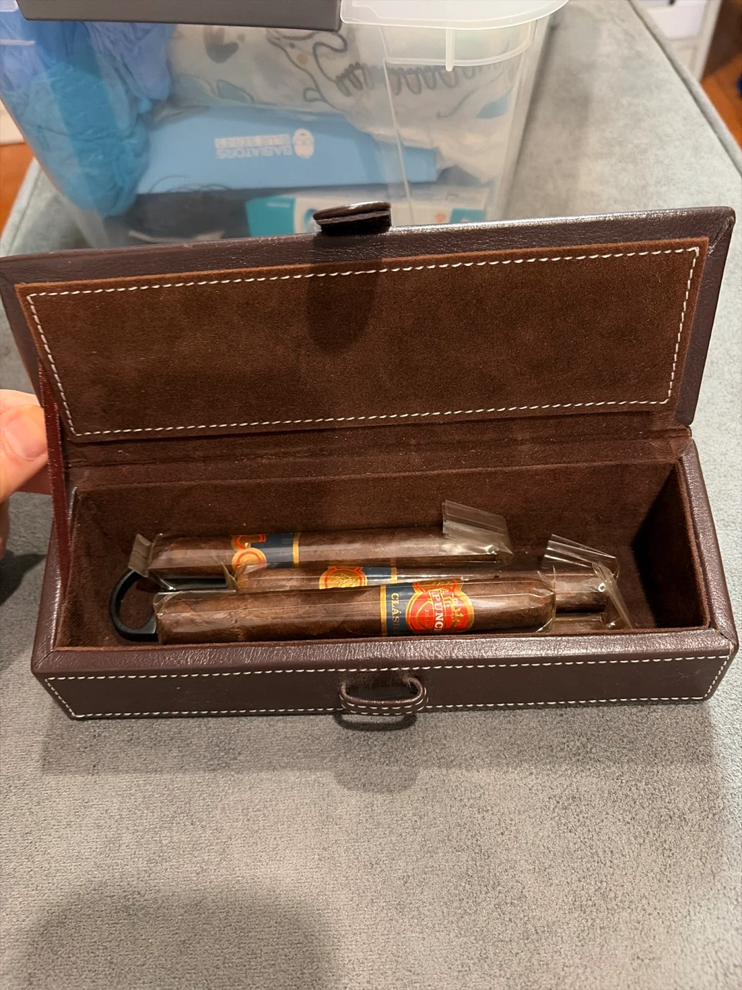 Brown Faux Leather Cigar Box with 2 Cigars ⚽️ - photo 2