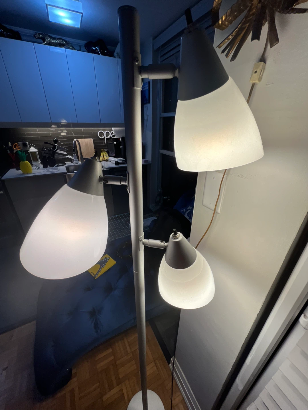 ⚽ Silver Floor Lamp with 3 Lights - photo 2