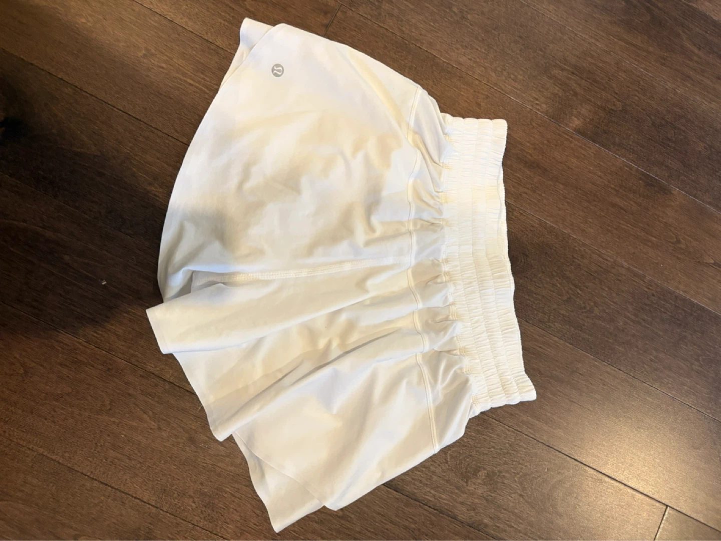 Lululemon Shake it out high rise run short size xs