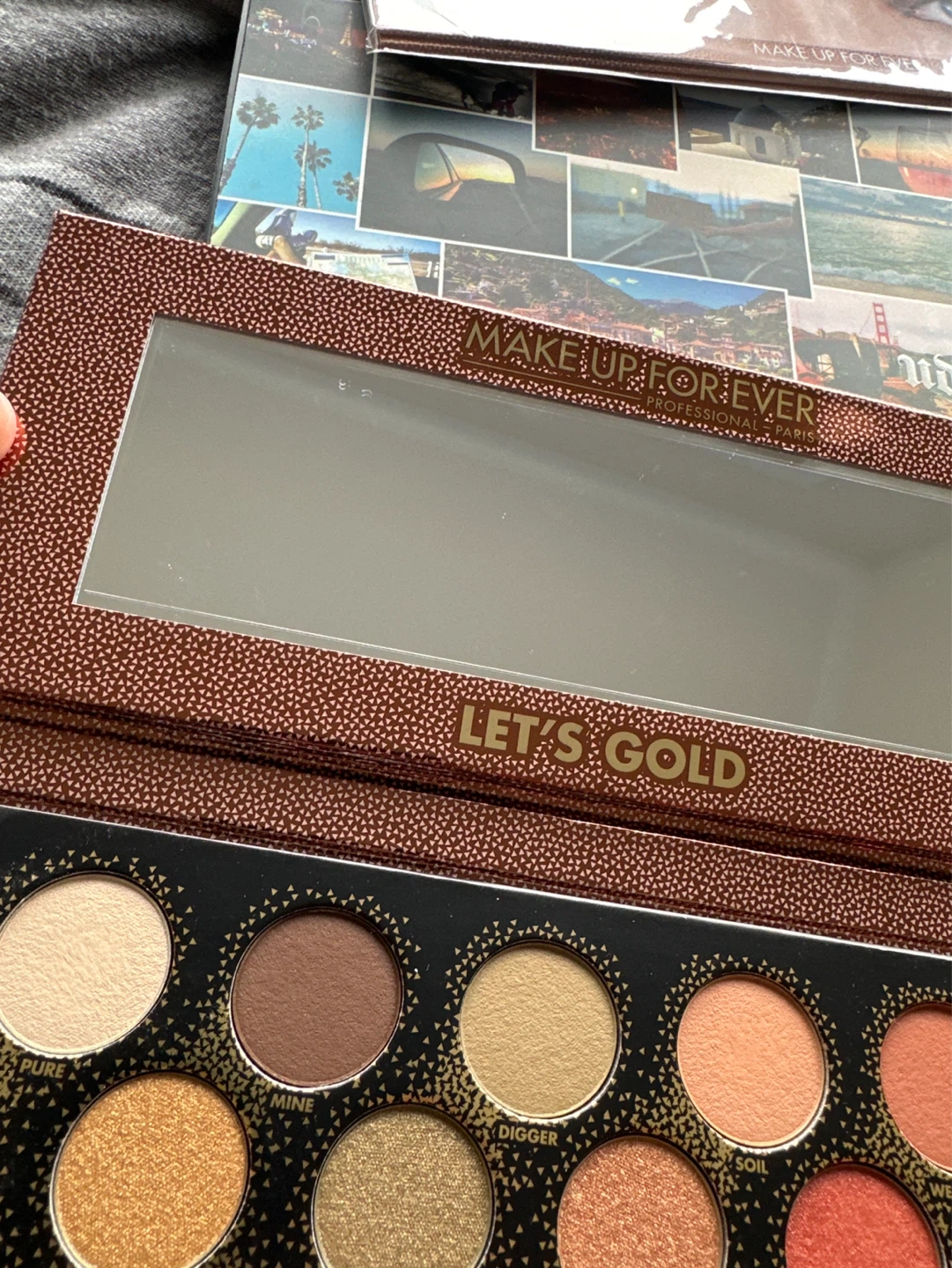 MAKE UP Eyeshadow Palette - 2 - photo 3