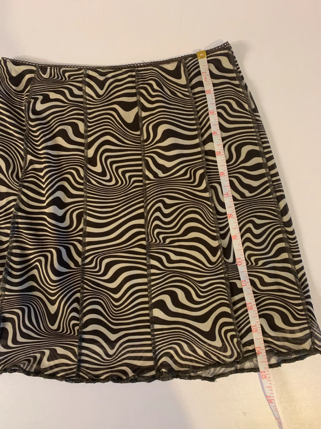 ⚽️ H&M Divided Zebra Print Mini Skirt - photo 4