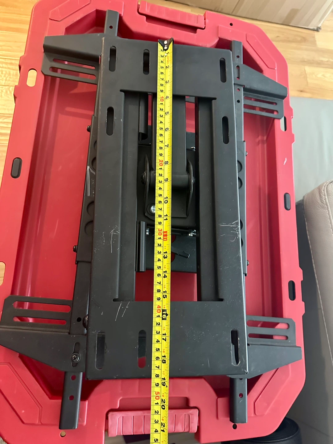 TV wall mount with extending arm - photo 2