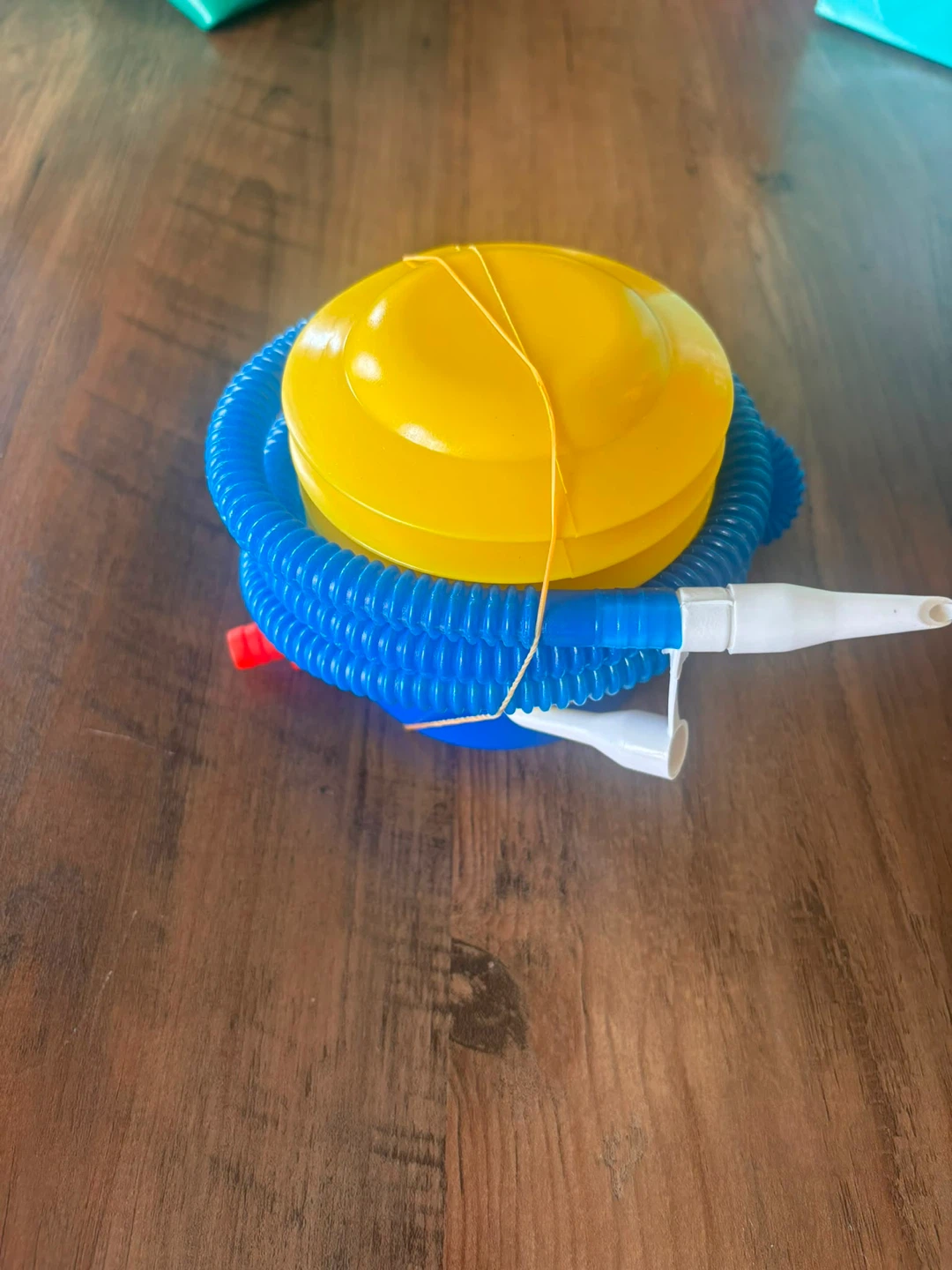 Storomo Peanut Ball Pump and Ball